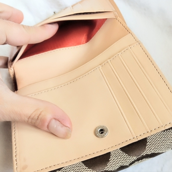 😍 Vintage Y2K Coach Hampton Khaki Signature Stripe Compact Clutch Wallet - Picture 11 of 12